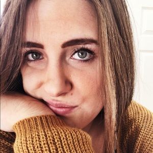 Meet your Posher, Katie